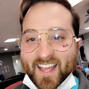 Meet your Posher, Chris